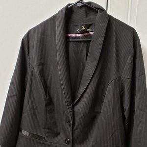 Z. Cavaricci Women's Blazer Jacket  Size: 3  Button
